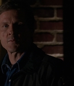 ROSWELL_-_E1X17_CRACY_033.jpg