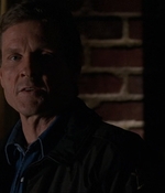 ROSWELL_-_E1X17_CRACY_034.jpg