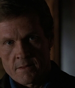ROSWELL_-_E1X17_CRACY_096.jpg