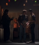 ROSWELL_-_E1X17_CRACY_302.jpg