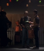 ROSWELL_-_E1X17_CRACY_310.jpg