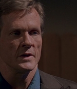 ROSWELL_-_E1X17_CRACY_317.jpg