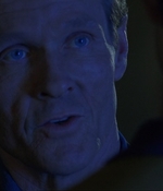 ROSWELL_-_E1X17_CRACY_359.jpg