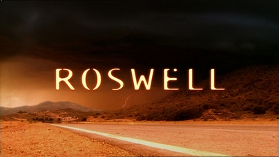 ROSWELL_-_E1X18_TESS_LIES_AND_VIDEOTAPE_001.jpg