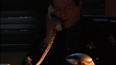ROSWELL_-_E1X18_TESS_LIES_AND_VIDEOTAPE_049.jpg