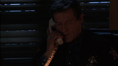 ROSWELL_-_E1X18_TESS_LIES_AND_VIDEOTAPE_052.jpg