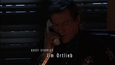 ROSWELL_-_E1X18_TESS_LIES_AND_VIDEOTAPE_054.jpg