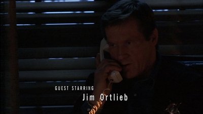ROSWELL_-_E1X18_TESS_LIES_AND_VIDEOTAPE_059.jpg