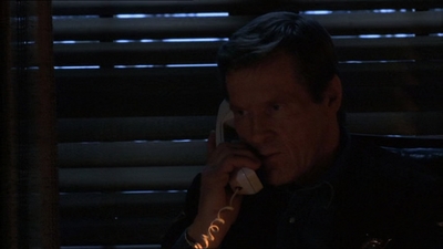 ROSWELL_-_E1X18_TESS_LIES_AND_VIDEOTAPE_063.jpg