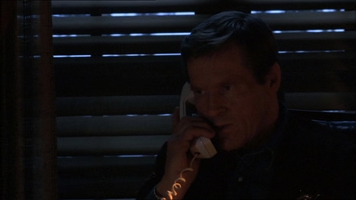 ROSWELL_-_E1X18_TESS_LIES_AND_VIDEOTAPE_064.jpg