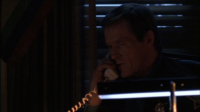 ROSWELL_-_E1X18_TESS_LIES_AND_VIDEOTAPE_096.jpg