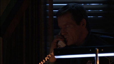 ROSWELL_-_E1X18_TESS_LIES_AND_VIDEOTAPE_098.jpg