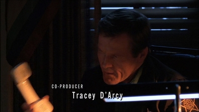 ROSWELL_-_E1X18_TESS_LIES_AND_VIDEOTAPE_105.jpg