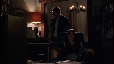 ROSWELL_-_E1X18_TESS_LIES_AND_VIDEOTAPE_113.jpg