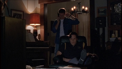 ROSWELL_-_E1X18_TESS_LIES_AND_VIDEOTAPE_135.jpg