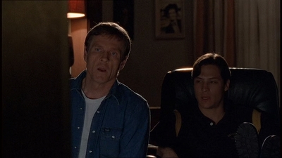ROSWELL_-_E1X18_TESS_LIES_AND_VIDEOTAPE_152.jpg