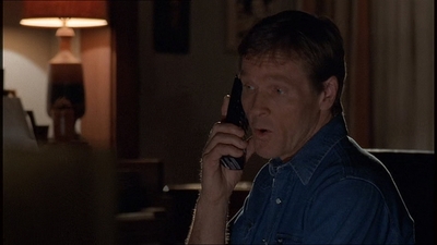 ROSWELL_-_E1X18_TESS_LIES_AND_VIDEOTAPE_202.jpg