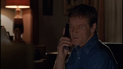 ROSWELL_-_E1X18_TESS_LIES_AND_VIDEOTAPE_204.jpg