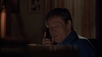 ROSWELL_-_E1X18_TESS_LIES_AND_VIDEOTAPE_206.jpg