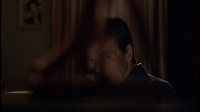 ROSWELL_-_E1X18_TESS_LIES_AND_VIDEOTAPE_213.jpg
