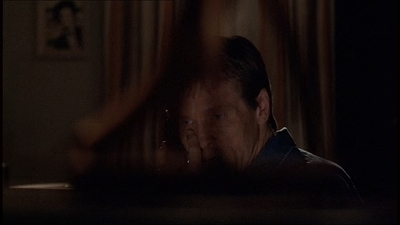 ROSWELL_-_E1X18_TESS_LIES_AND_VIDEOTAPE_214.jpg