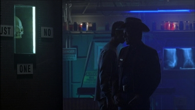 ROSWELL_-_E1X18_TESS_LIES_AND_VIDEOTAPE_276.jpg
