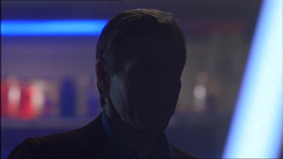 ROSWELL_-_E1X18_TESS_LIES_AND_VIDEOTAPE_313.jpg