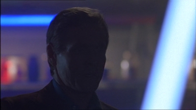 ROSWELL_-_E1X18_TESS_LIES_AND_VIDEOTAPE_315.jpg
