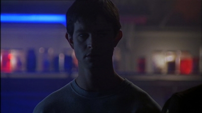 ROSWELL_-_E1X18_TESS_LIES_AND_VIDEOTAPE_321.jpg