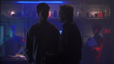 ROSWELL_-_E1X18_TESS_LIES_AND_VIDEOTAPE_354.jpg