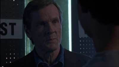 ROSWELL_-_E1X18_TESS_LIES_AND_VIDEOTAPE_369.jpg
