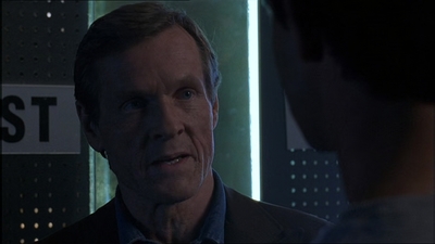 ROSWELL_-_E1X18_TESS_LIES_AND_VIDEOTAPE_398.jpg