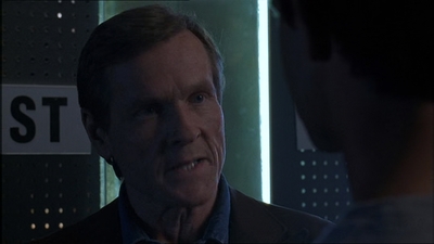 ROSWELL_-_E1X18_TESS_LIES_AND_VIDEOTAPE_403.jpg