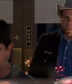 ROSWELL_-_E1X18_TESS_LIES_AND_VIDEOTAPE_004.jpg