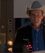 ROSWELL_-_E1X18_TESS_LIES_AND_VIDEOTAPE_006.jpg
