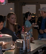 ROSWELL_-_E1X18_TESS_LIES_AND_VIDEOTAPE_011.jpg
