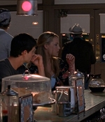 ROSWELL_-_E1X18_TESS_LIES_AND_VIDEOTAPE_047.jpg