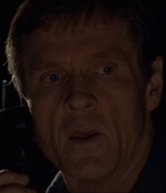 ROSWELL_-_E1X18_TESS_LIES_AND_VIDEOTAPE_250.jpg