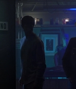 ROSWELL_-_E1X18_TESS_LIES_AND_VIDEOTAPE_269.jpg