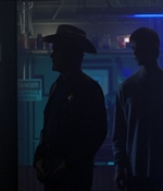 ROSWELL_-_E1X18_TESS_LIES_AND_VIDEOTAPE_283.jpg