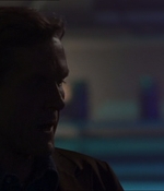 ROSWELL_-_E1X18_TESS_LIES_AND_VIDEOTAPE_300.jpg