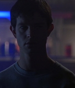 ROSWELL_-_E1X18_TESS_LIES_AND_VIDEOTAPE_321.jpg