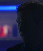 ROSWELL_-_E1X18_TESS_LIES_AND_VIDEOTAPE_348.jpg