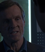 ROSWELL_-_E1X18_TESS_LIES_AND_VIDEOTAPE_382.jpg