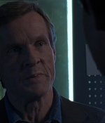 ROSWELL_-_E1X18_TESS_LIES_AND_VIDEOTAPE_386.jpg