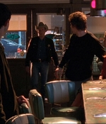 ROSWELL_-_E1X18_TESS_LIES_AND_VIDEOTAPE_421.jpg