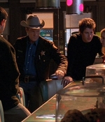 ROSWELL_-_E1X18_TESS_LIES_AND_VIDEOTAPE_452.jpg