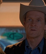 ROSWELL_-_E1X18_TESS_LIES_AND_VIDEOTAPE_459.jpg