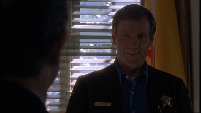 ROSWELL_-_E1X19_FOUR_SQUARE_087.jpg