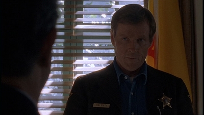 ROSWELL_-_E1X19_FOUR_SQUARE_143.jpg